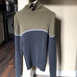 Used turtle neck
